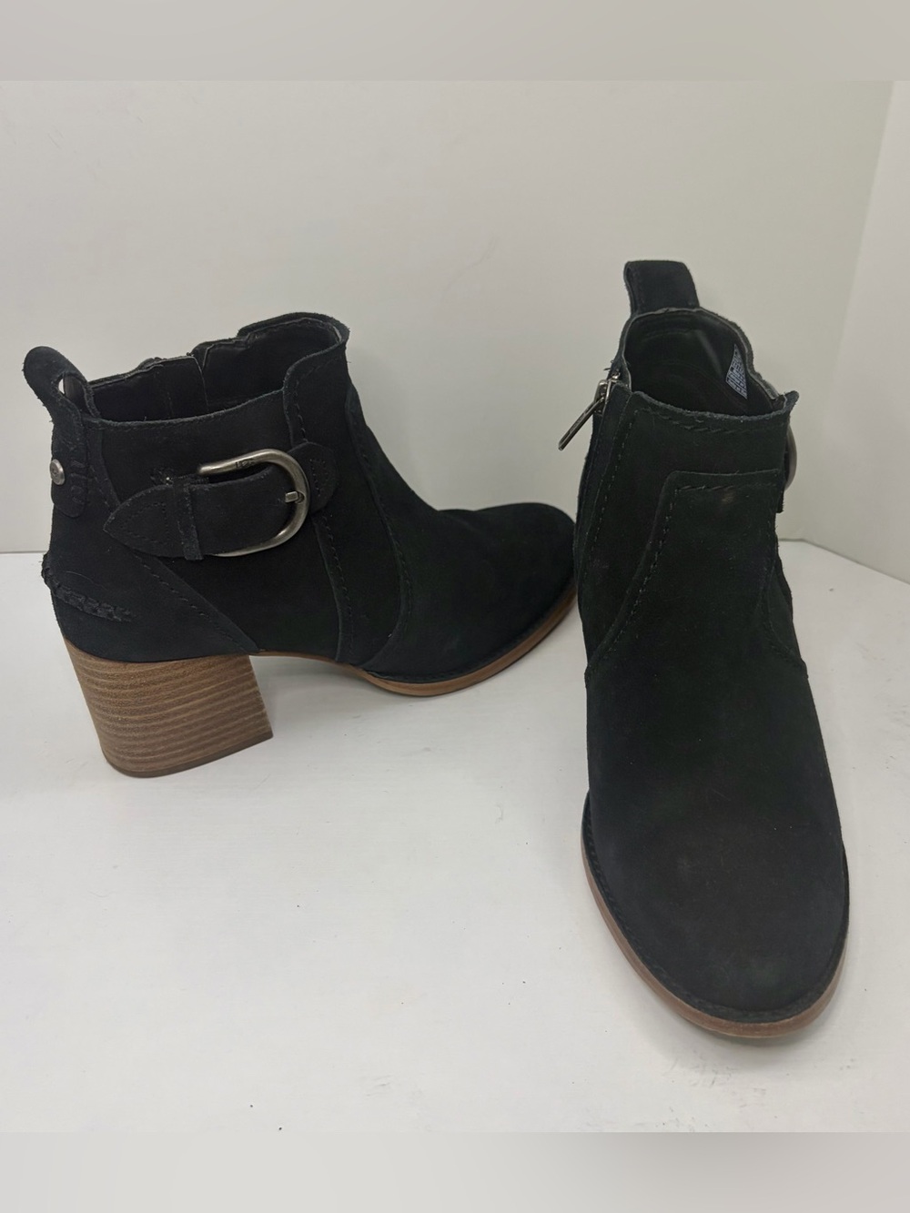 UGG Leahy Suede Ankle Boot Black Buckle Accent Size 8 1/2